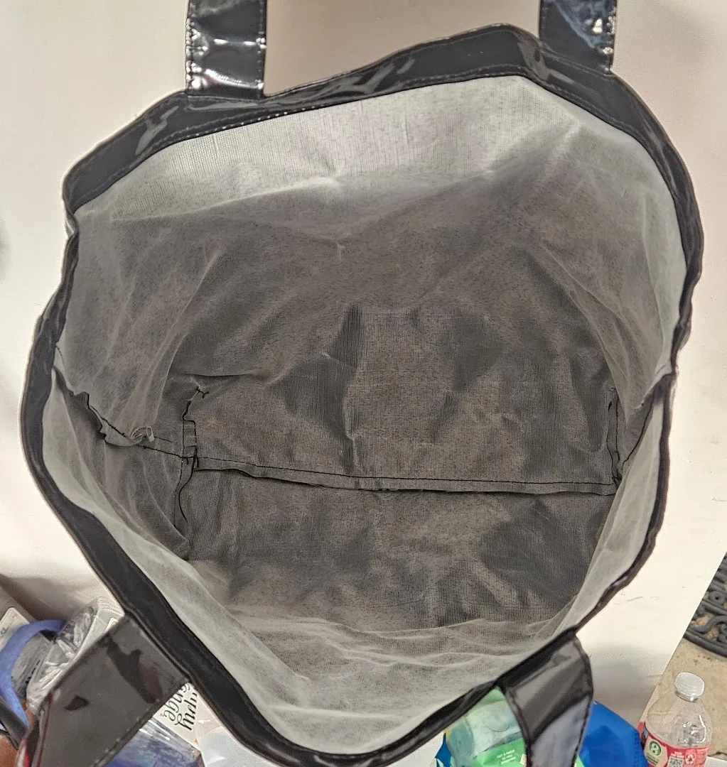 Vintage Guess Patent Tote Shopping Bag image indicator(3)