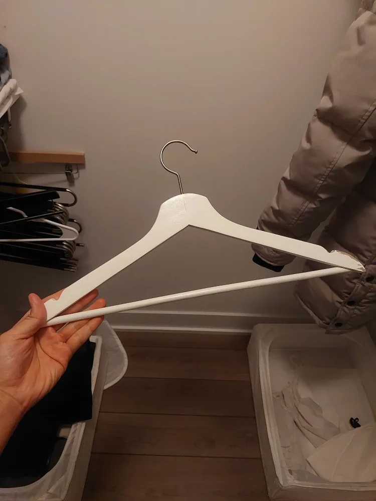 White Clothes Hanger (28 pcs)