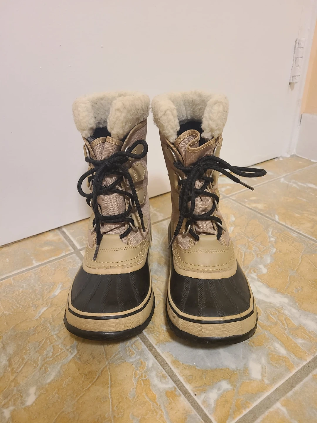Sorel Winter Boots - Size 6 US 🥕 - photo 2