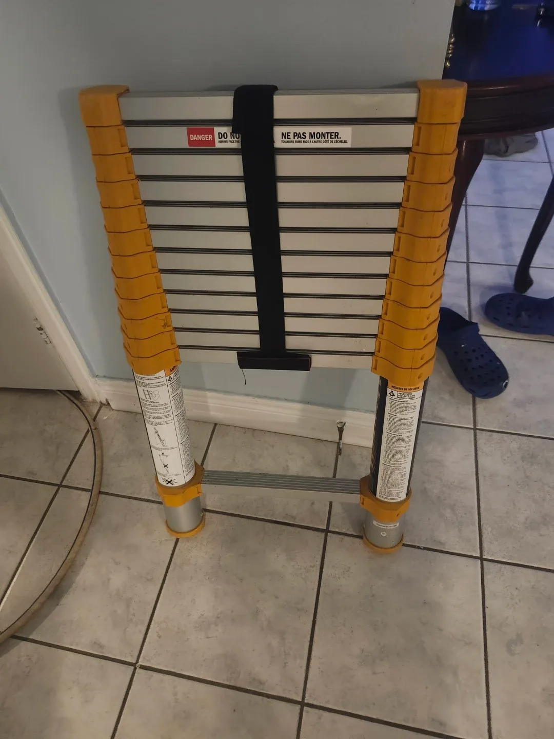 Metaltech 16.5 Telescopic Ladder image indicator(2)