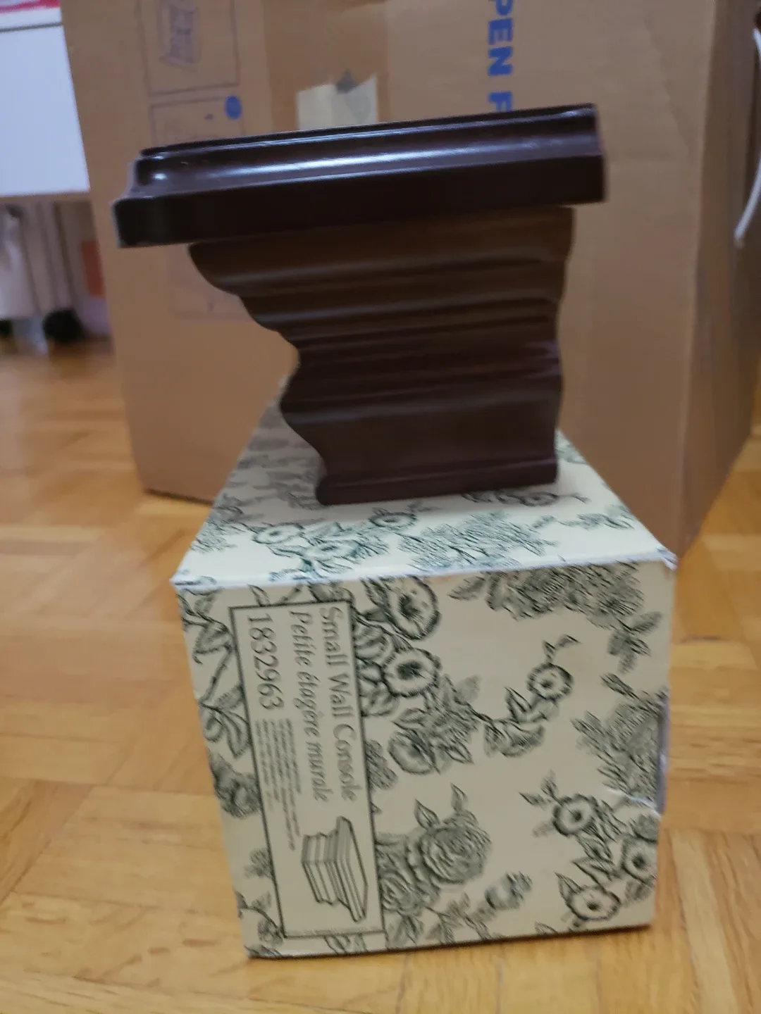 Assorted Teapot, Bowl, and Fruit Basket image indicator(9)