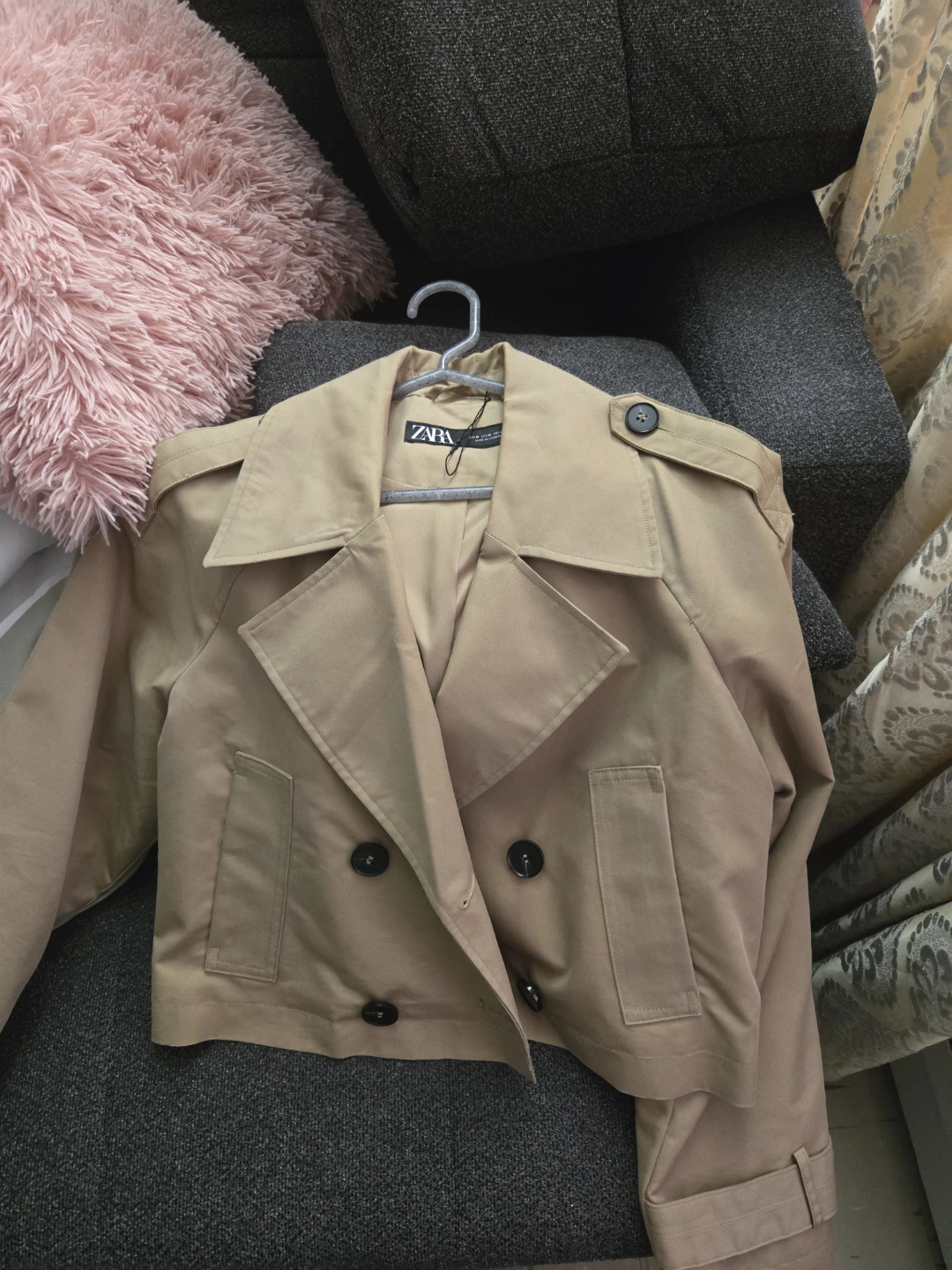 Zara Beige Cropped Trench Coat