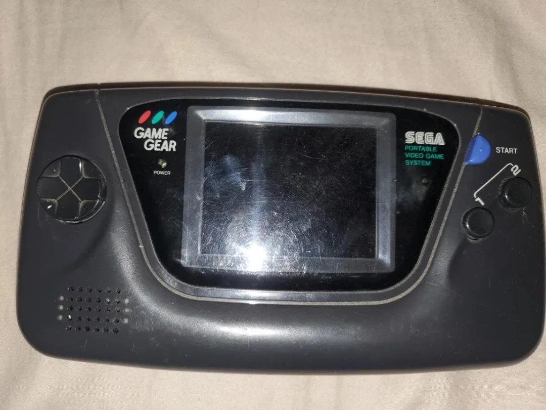 Sega Game Gear with Games image indicator(3)