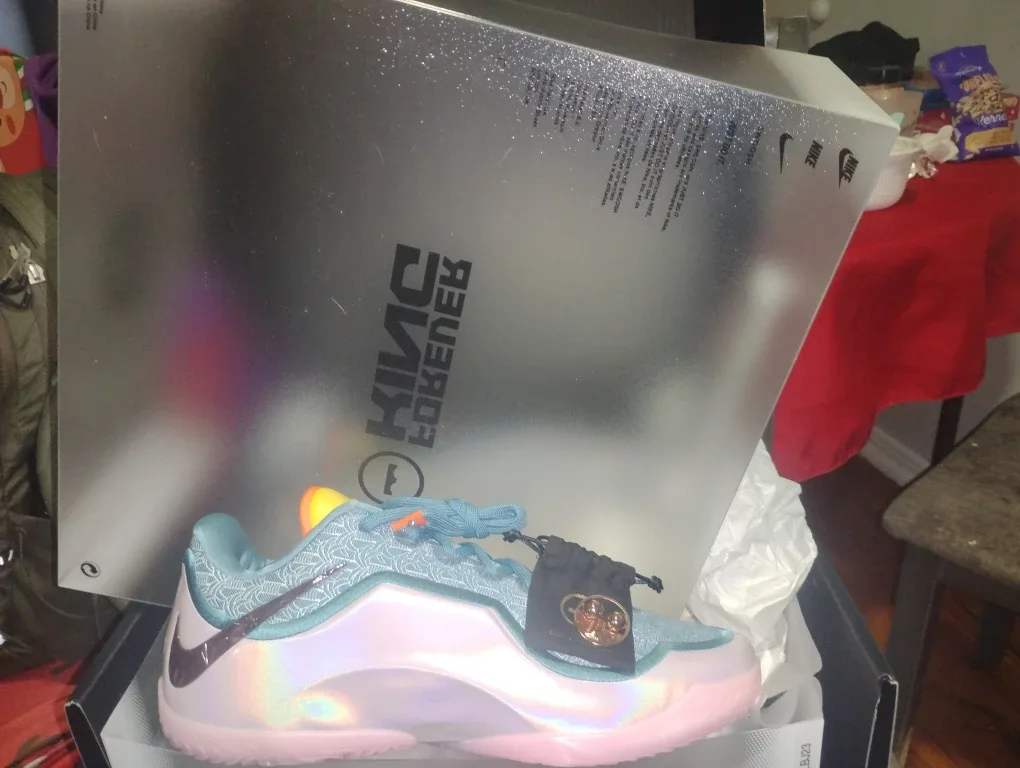 Nike LeBron XX Smokey Blue Multi-Color Size 14.5 image indicator(3)