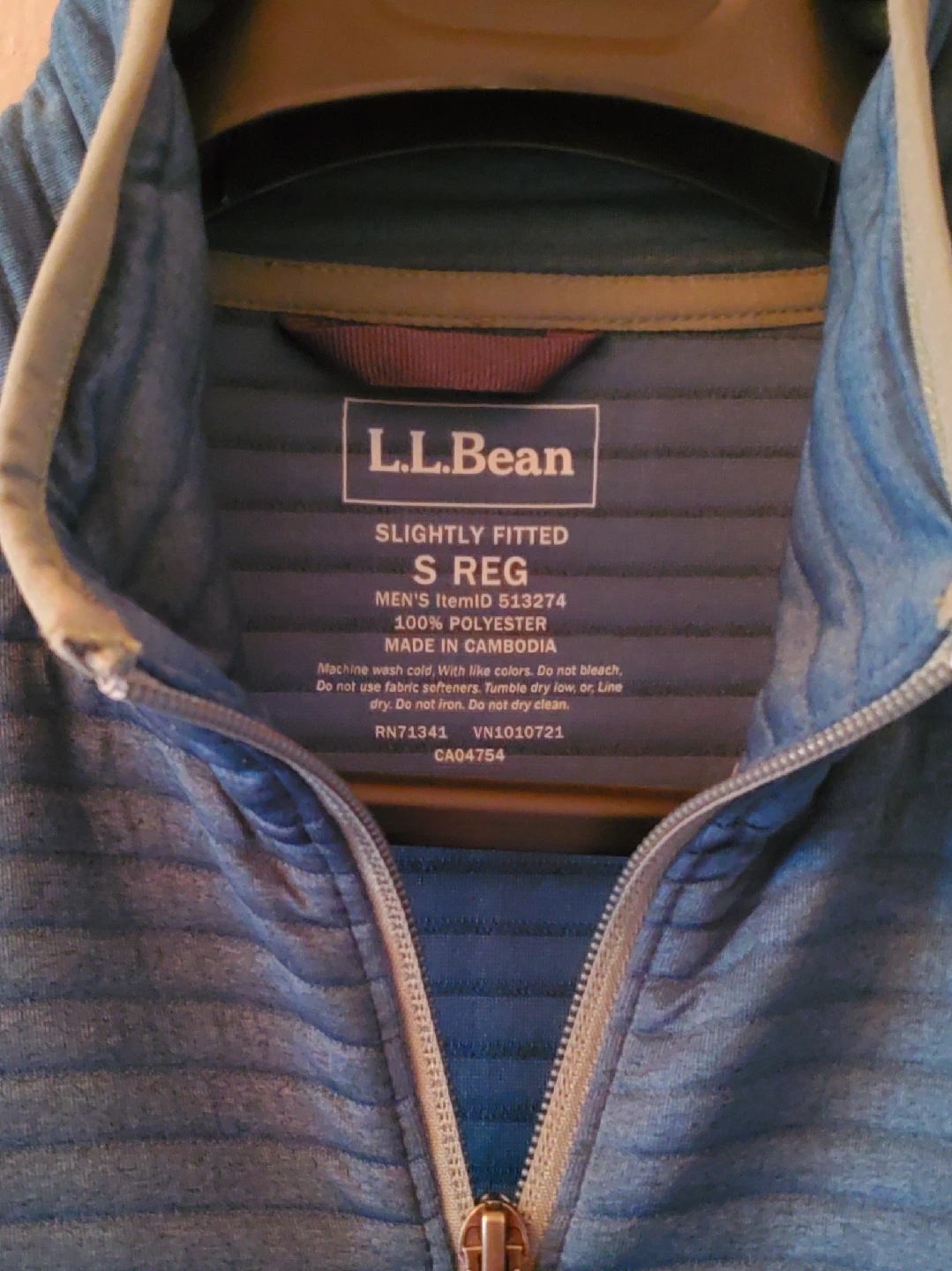 L.L.Bean Airlight Slightly Fitted Vest - Size S - photo 2