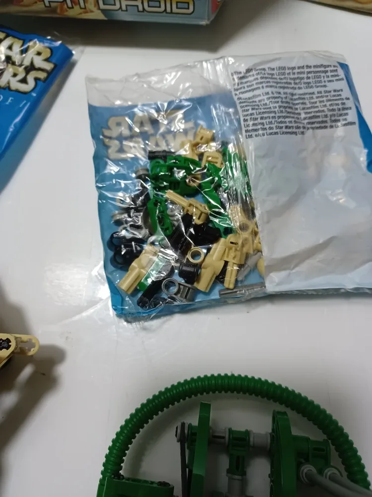 LEGO Technic Star Wars Pit Droid 8000 image indicator(3)