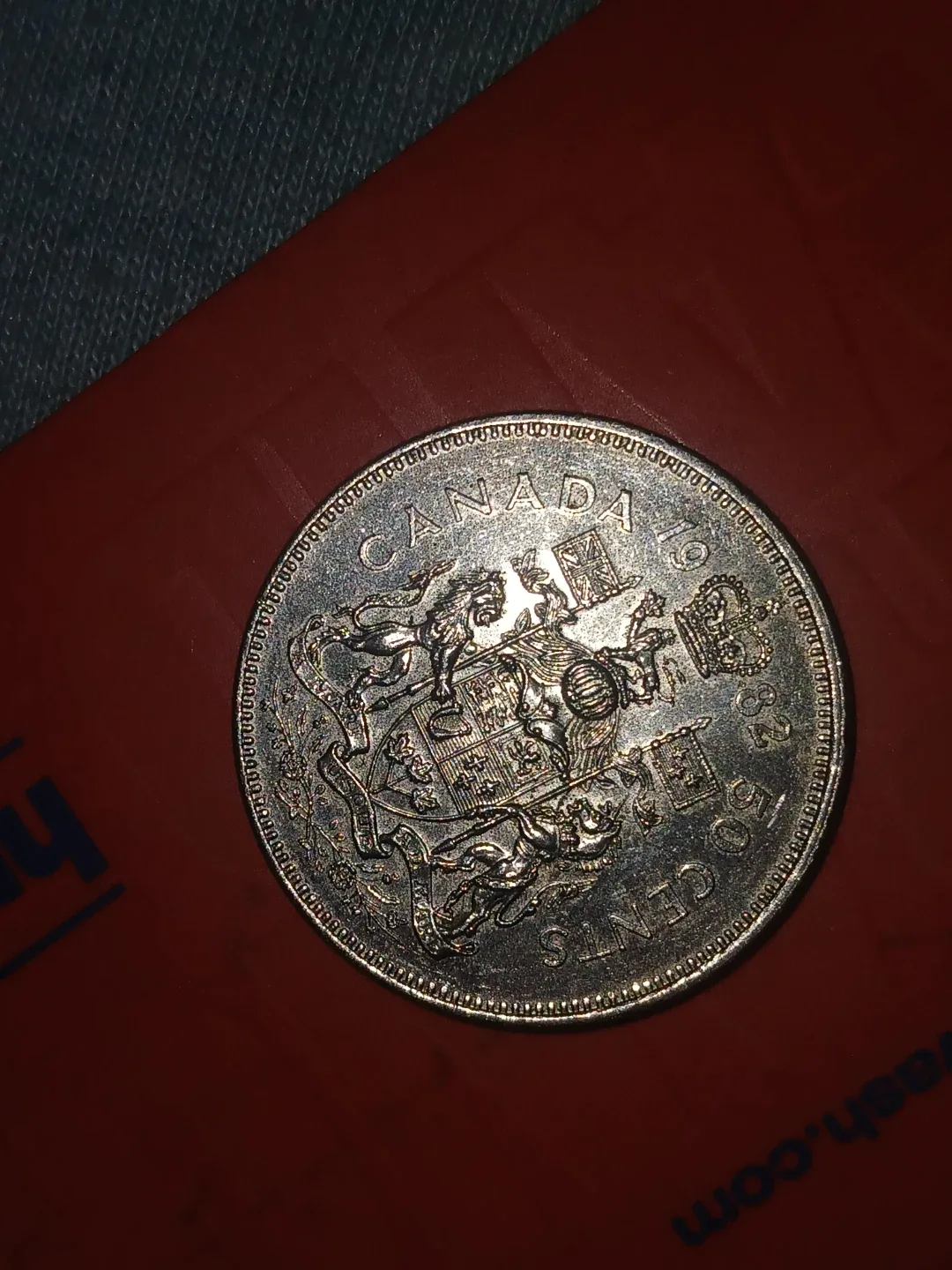 Vintage Canada 50 Cents Coin - 1982 image indicator(2)