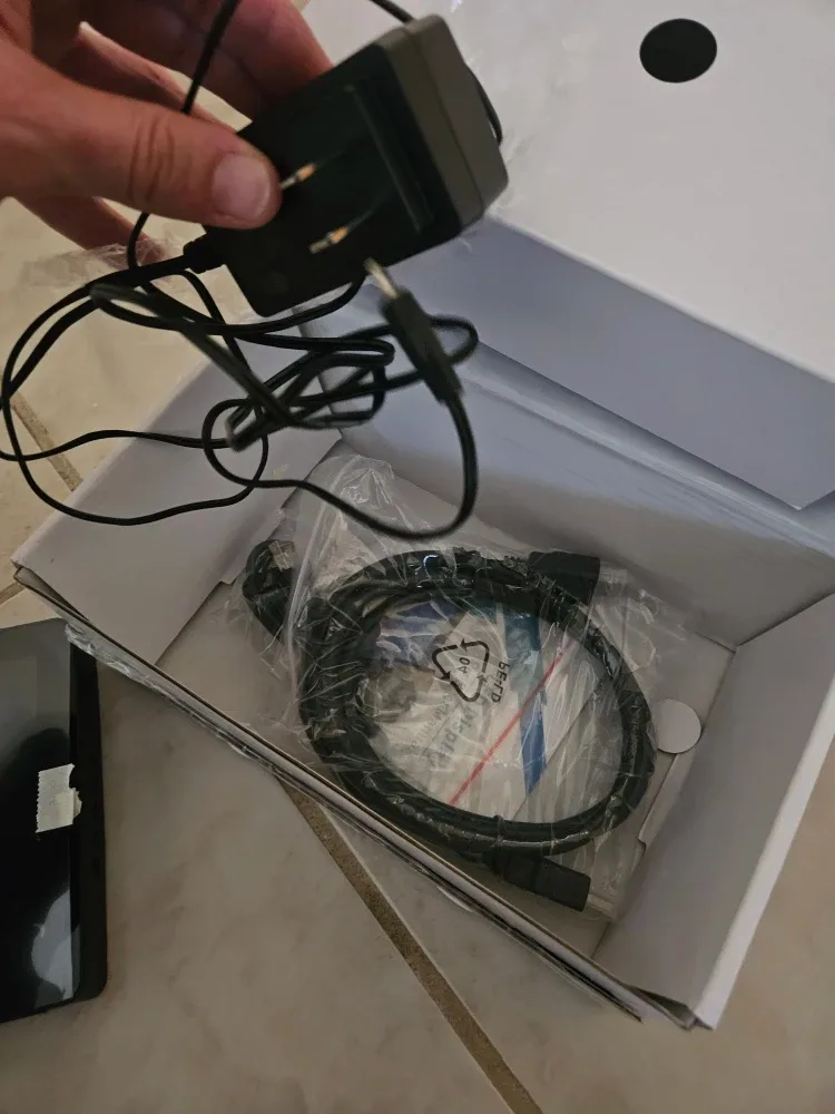 8 Inch Portable Monitor Touchscreen HD image indicator(9)