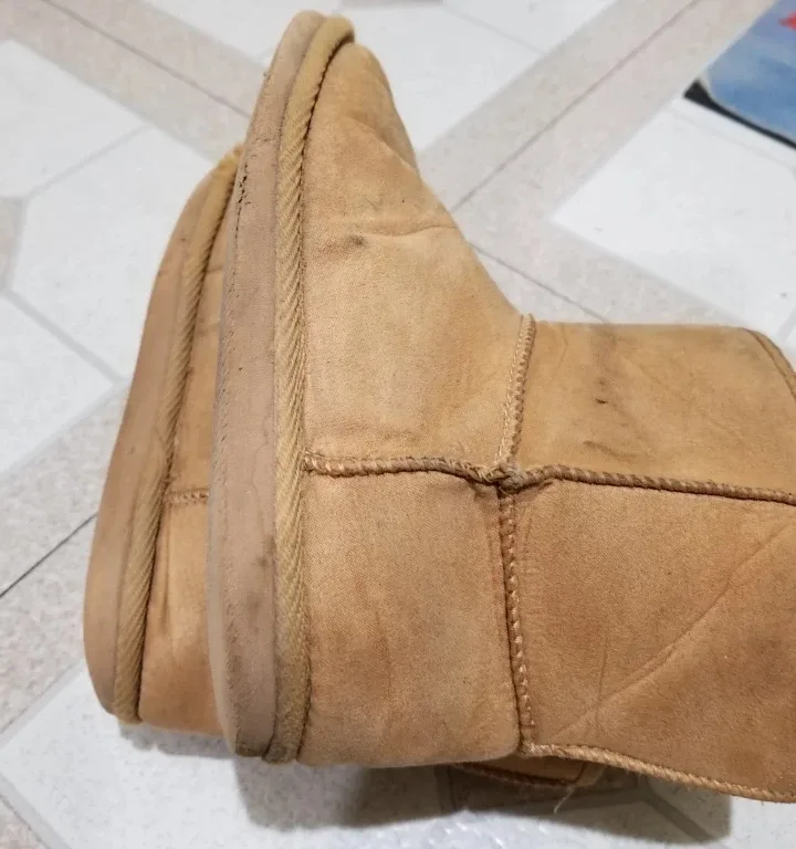 Winter Boots Size 11 image indicator(2)