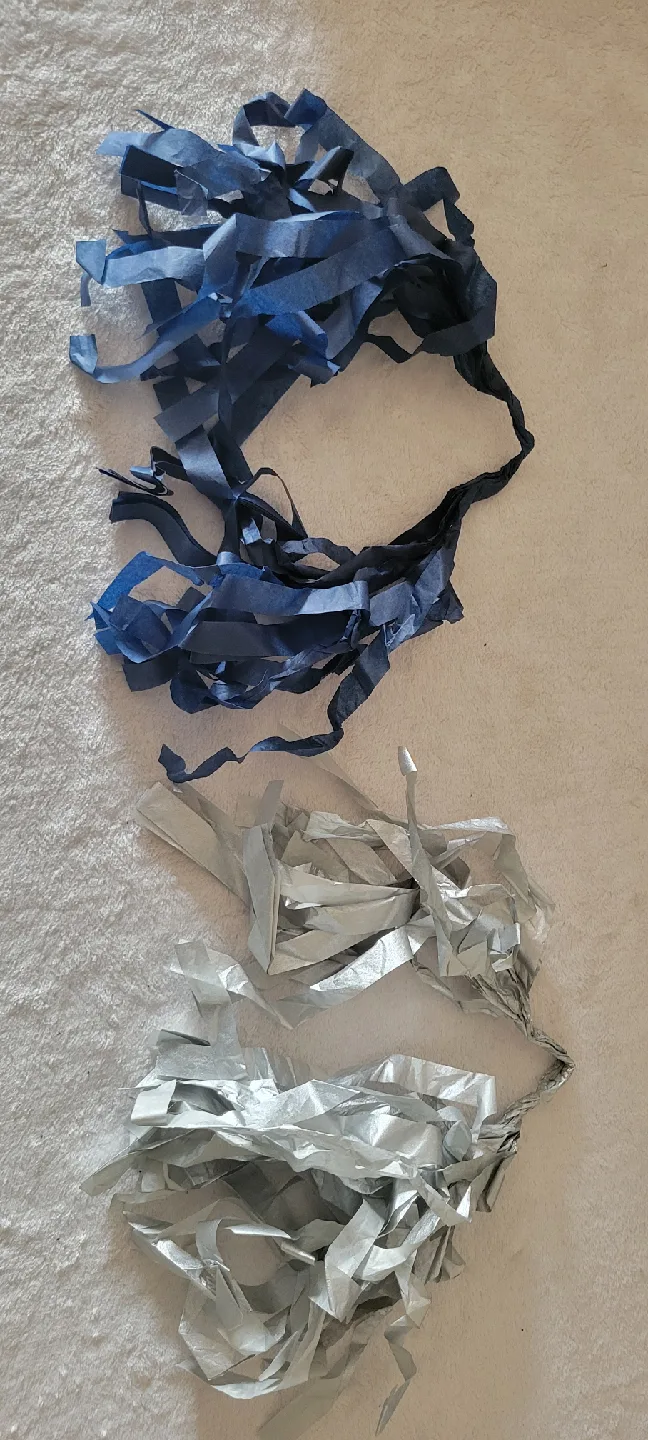 Decorative Tassel Garland - Blue & Silver 🥕