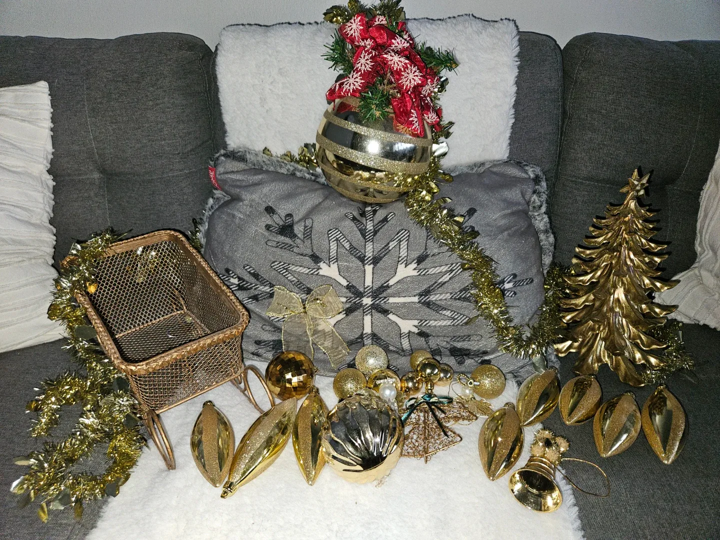 Gold Christmas Decorations & Metal Sleigh Basket