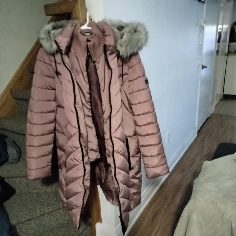 DKNY Puffer Coat - Size Large