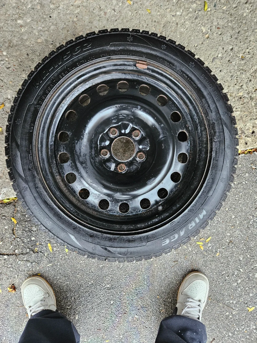 NEW 17" Toyota camry winter tires and rims. 215/55/17, 5 x 114.3 image indicator(6)