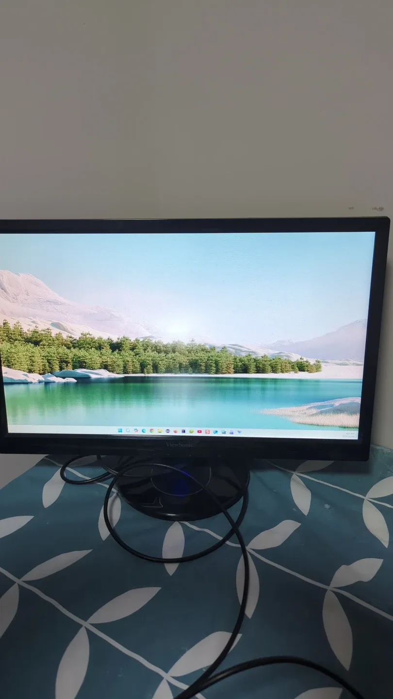 ViewSonic Monitor - Great Condition!