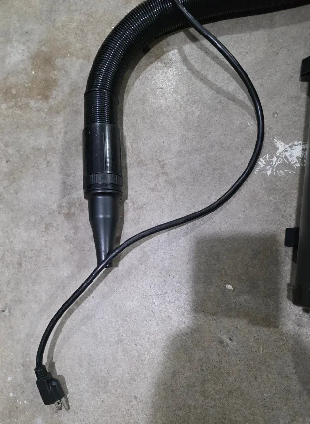 Like New Duel Motor Pet Force Dryer image indicator(4)