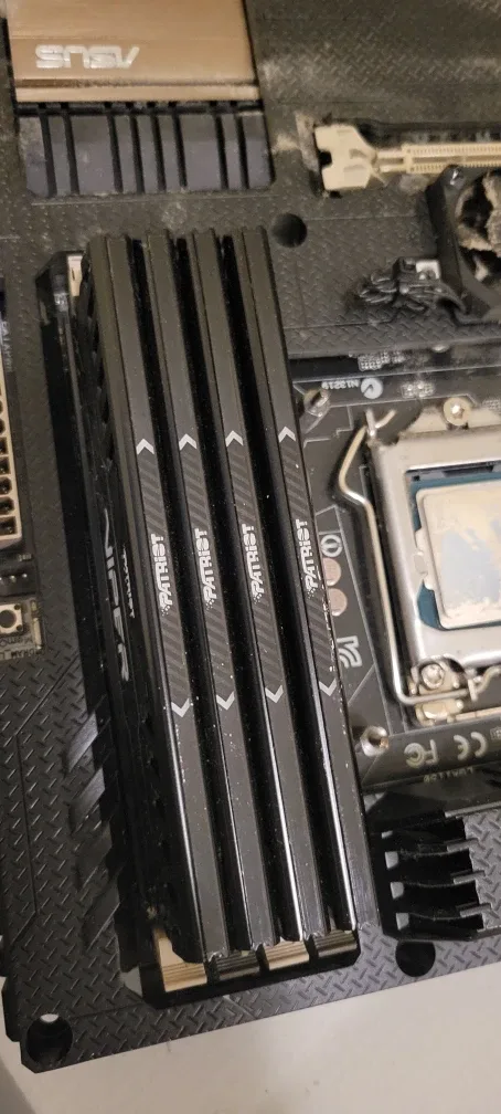 ASUS TUF Sabertooth Z87 Motherboard & Patriot Viper RAM