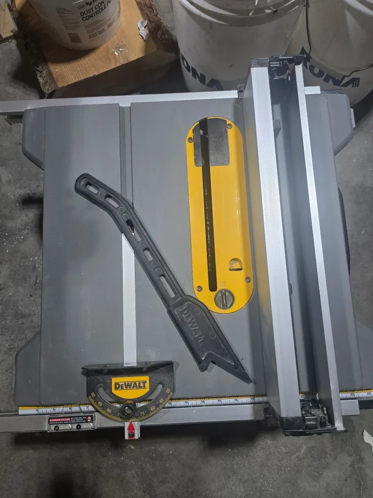 DeWalt Table Saw image indicator(2)
