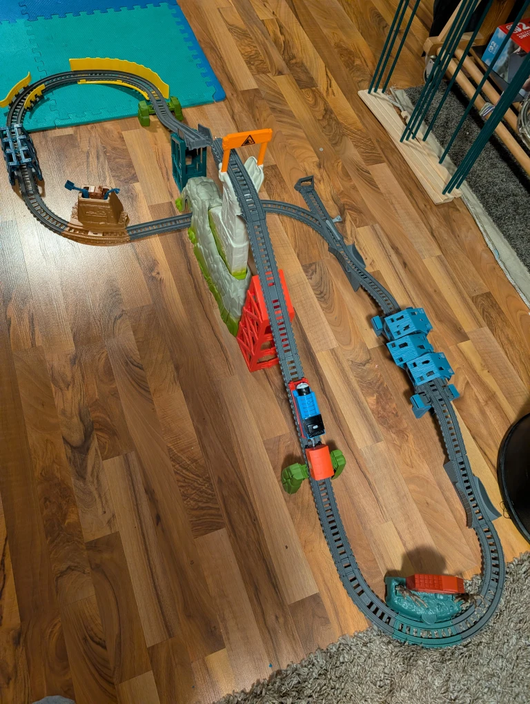 Thomas & Friends TrackMaster Mad Dash On Sodor Set - photo 4