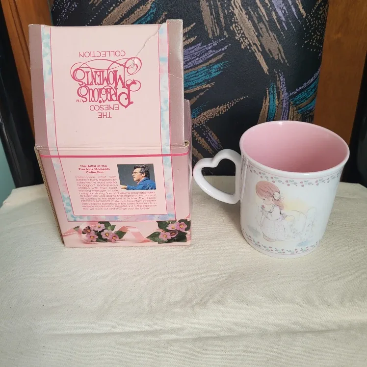 Precious Moments "Love to You" Mug with Box image indicator(2)
