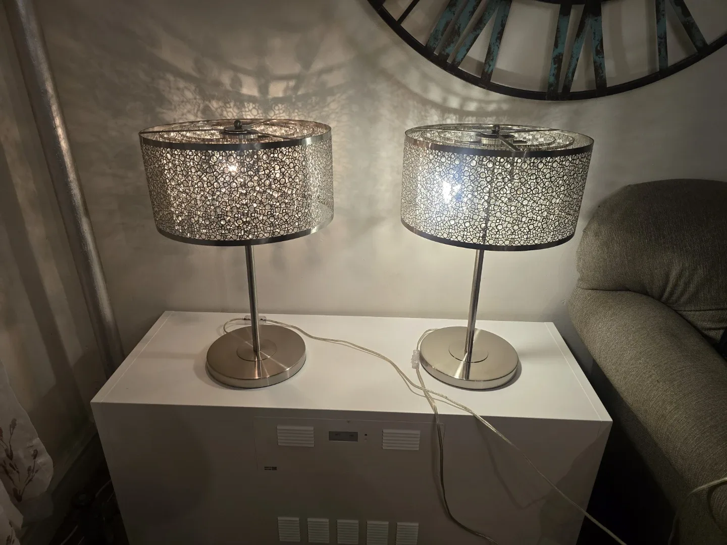 Set of 2 Silver Metal & Crystal Lamps image indicator(2)