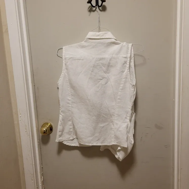 Robert Kitchen White Vest - Size S image indicator(2)