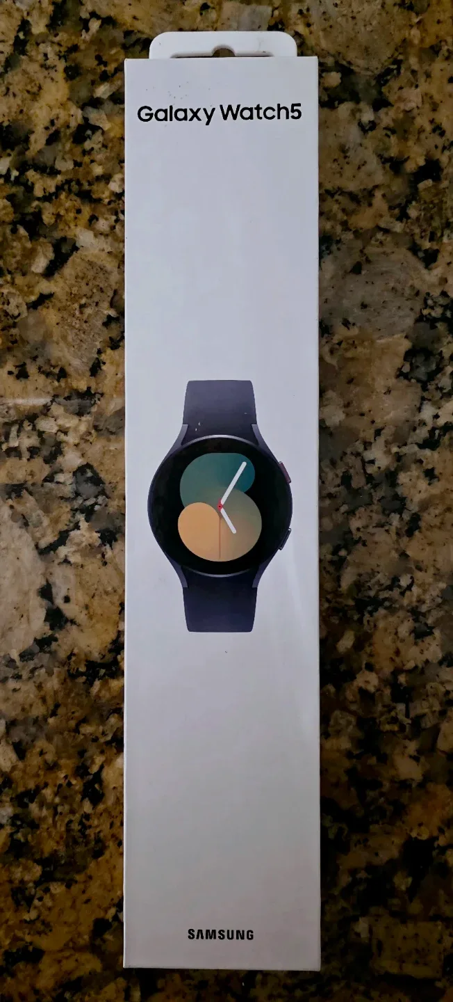 Galaxy Watch 5 - 40mm - Purple Strap