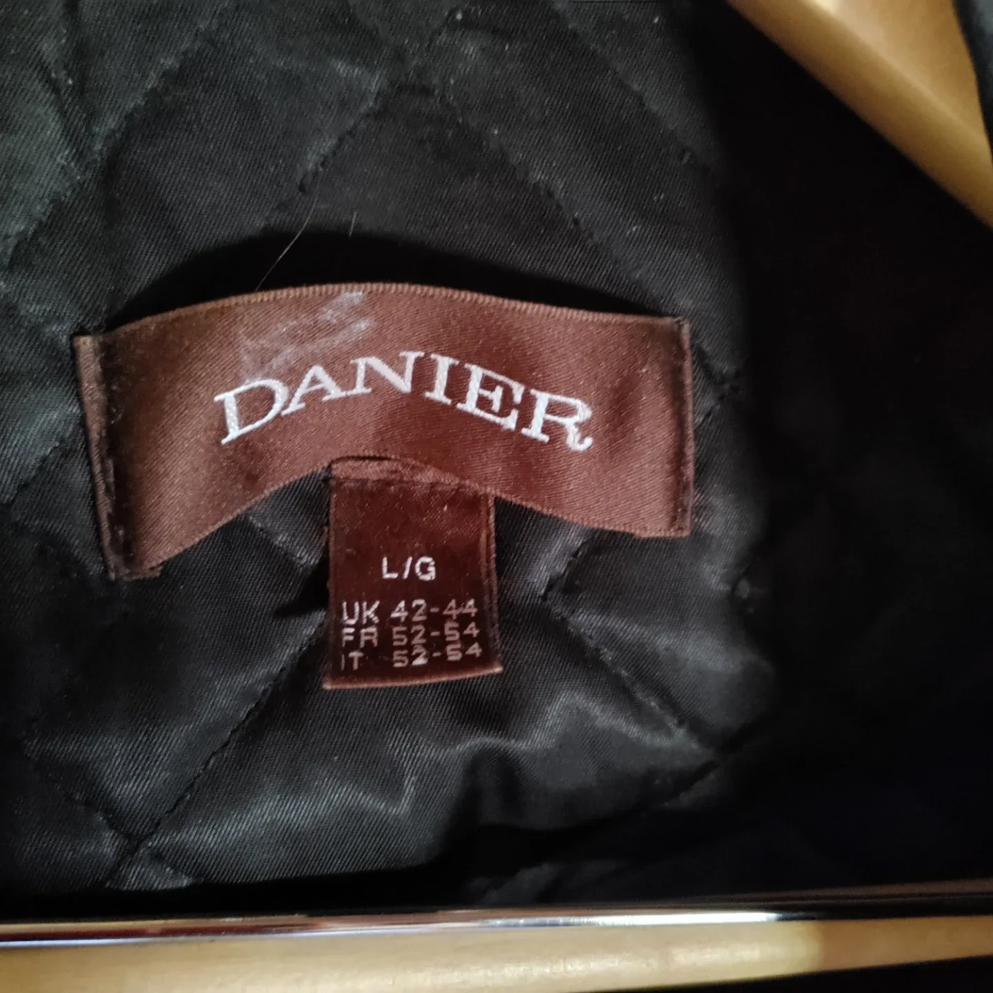 Danier Black Leather Jacket - Size L/G image indicator(4)