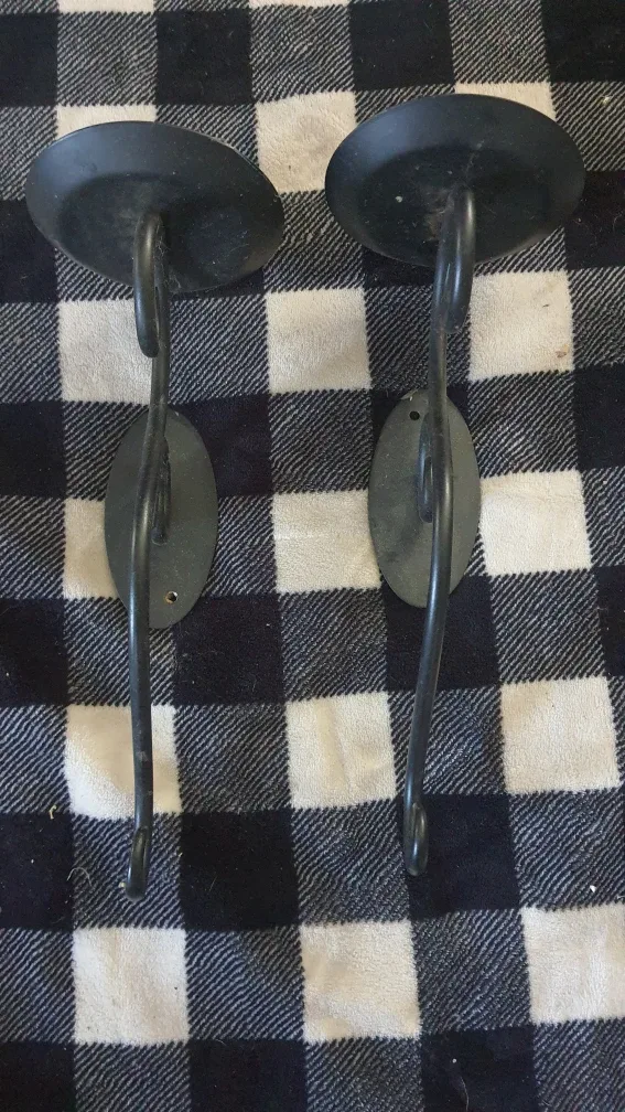 Metal Candle Holders - Set of 2 image indicator(3)