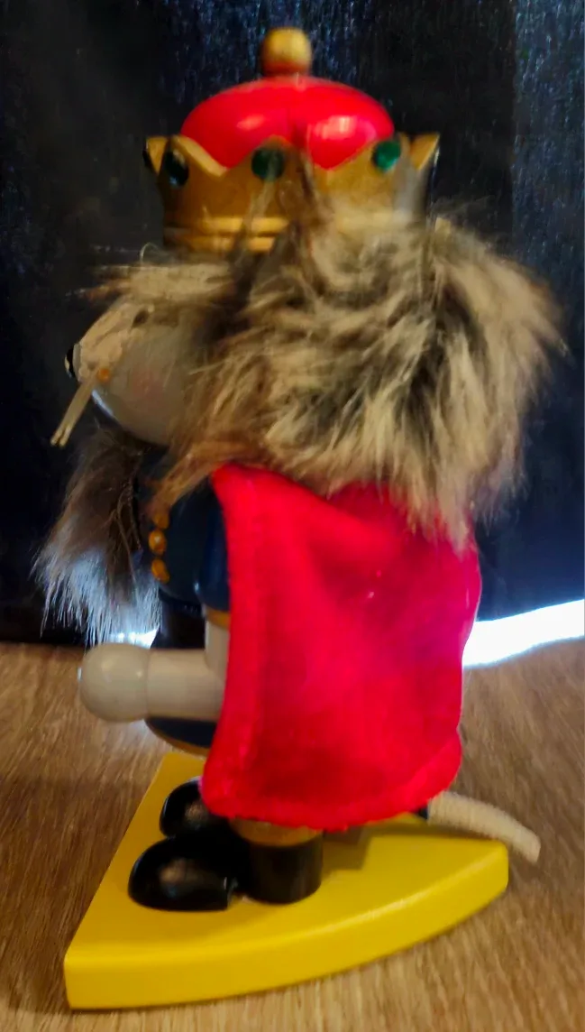 Mouse King Nutcracker image indicator(2)