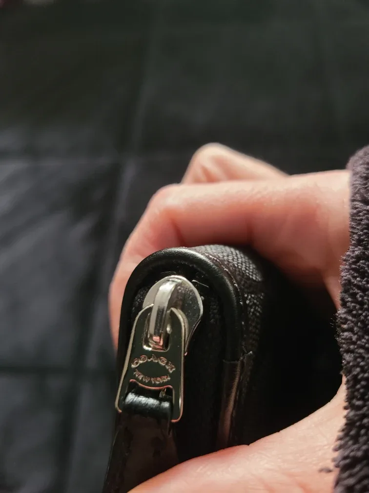 Coach Long Zip Around Wallet image indicator(3)