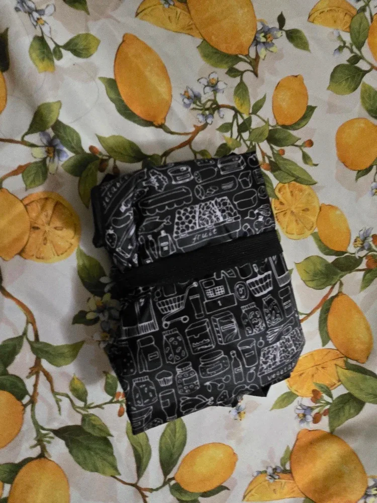 Insulated Zippered Grocery Bag - Black & White Pattern New image indicator(6)