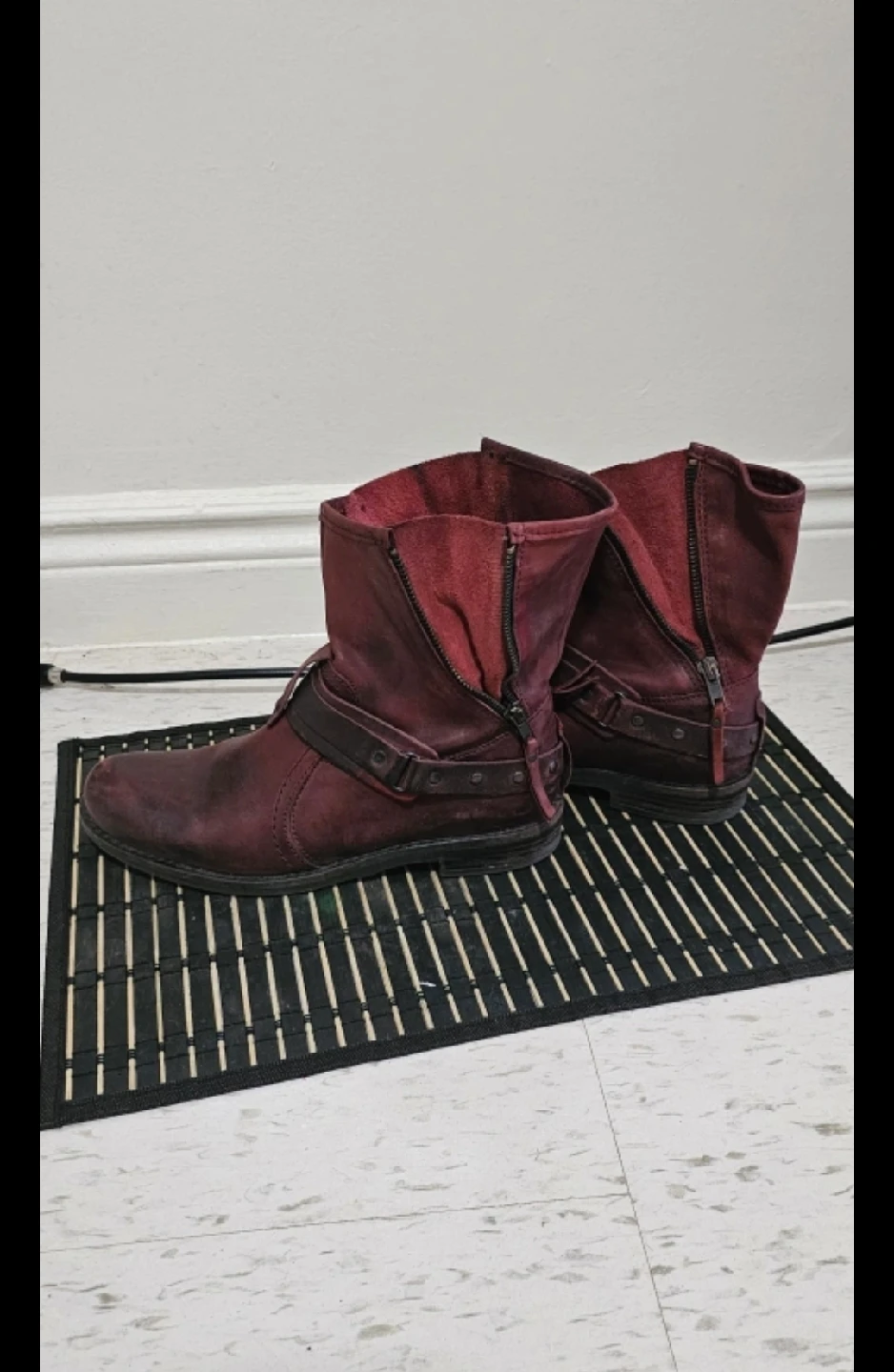 David Taylor Burgundy Leather Ankle Boots size 6 - photo 2