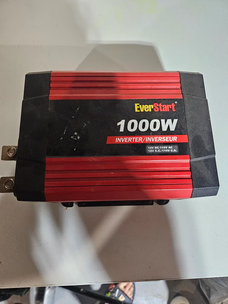 EverStart 1000W Power Inverter image indicator(3)