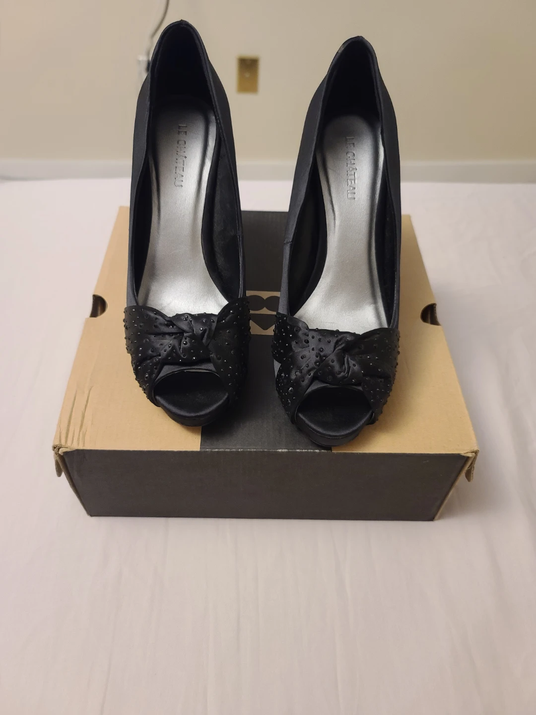 Le Chateau Black Heels - Size 7