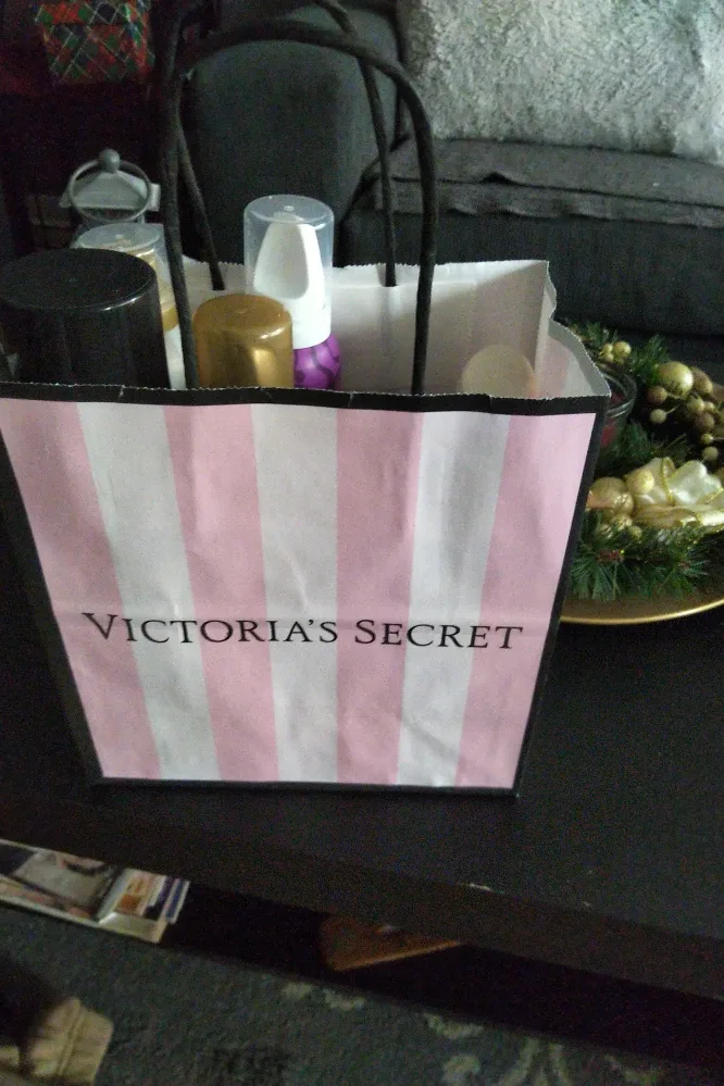 Hair Products Bundle - Schwarzkopf, Pantene, Hawaiian Tropic-NEW image indicator(8)