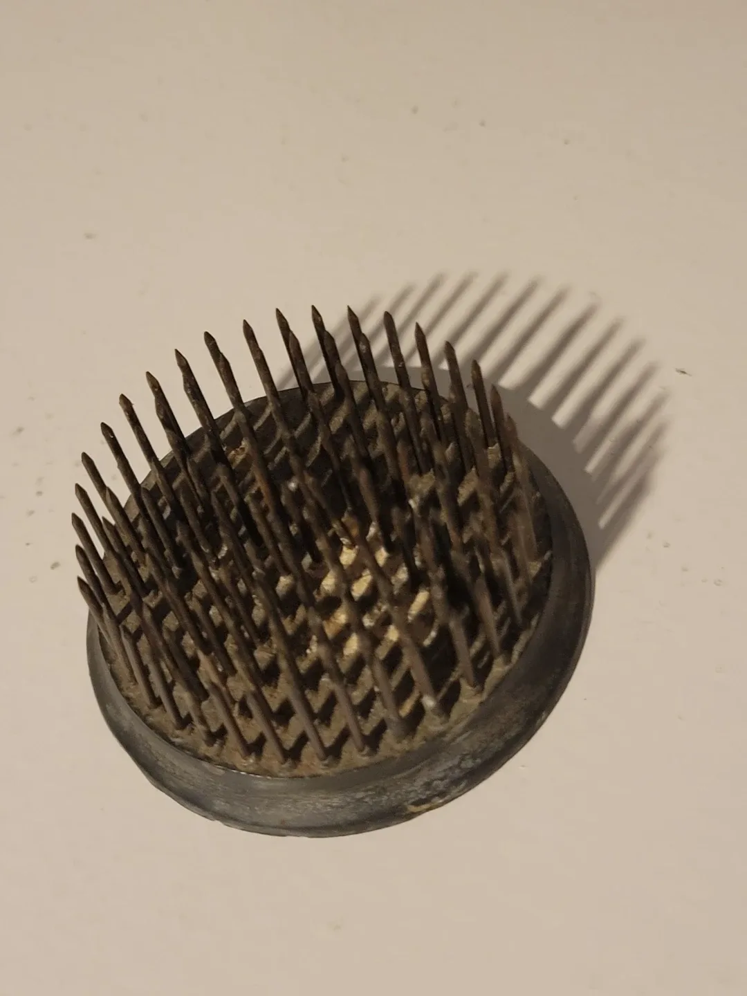 Vintage Steel Pin Flower Frog image indicator(3)