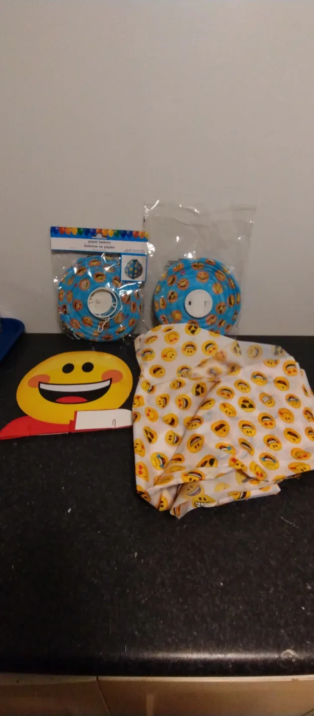 Birthday Party Supplies Bundle image indicator(3)