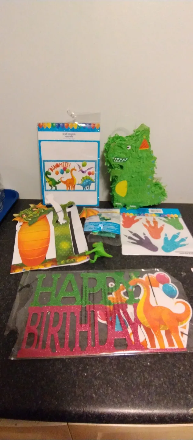 Birthday Party Supplies Bundle image indicator(6)