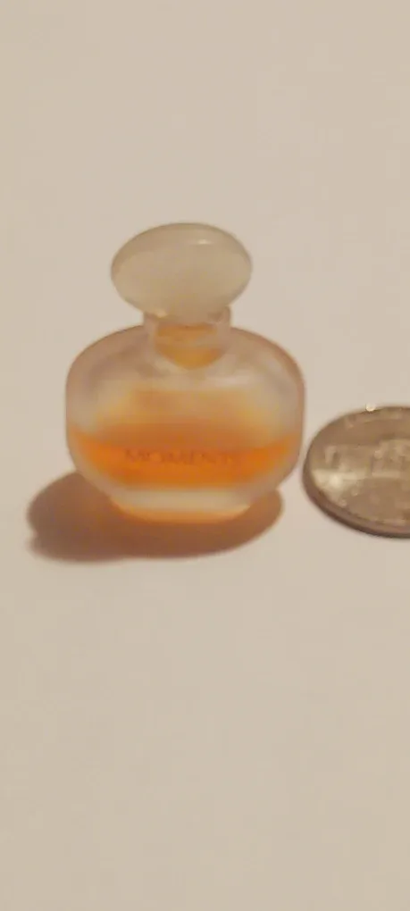 Moments by Priscilla Presley Miniature Perfume image indicator(4)