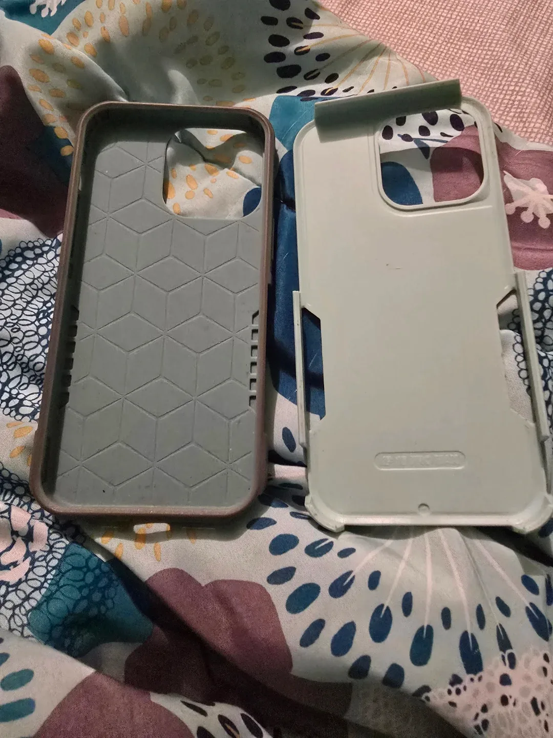 Two cases iphone 15 pro max image indicator(3)