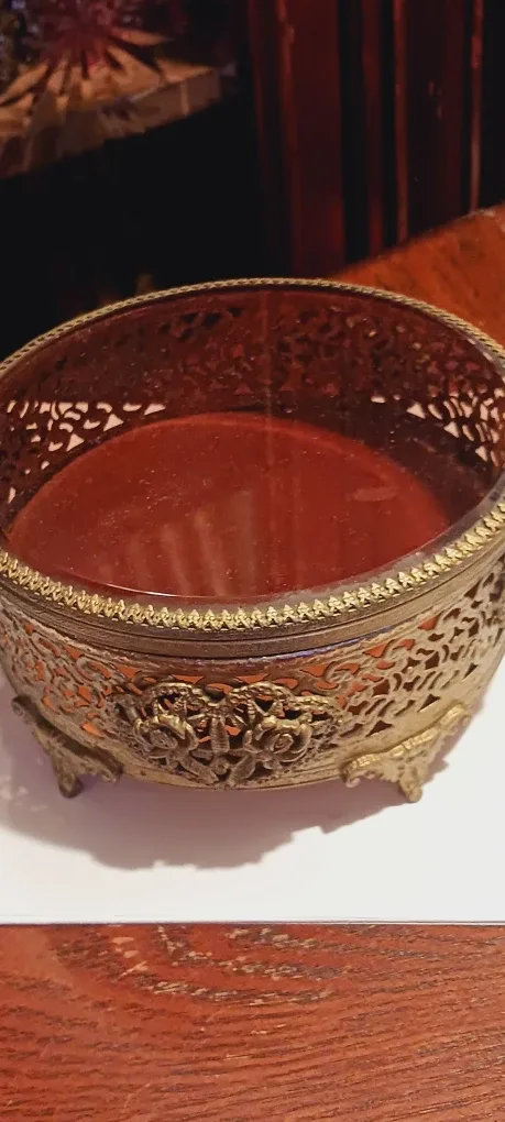 Vintage Ornate Vanity Jewelry Box image indicator(4)