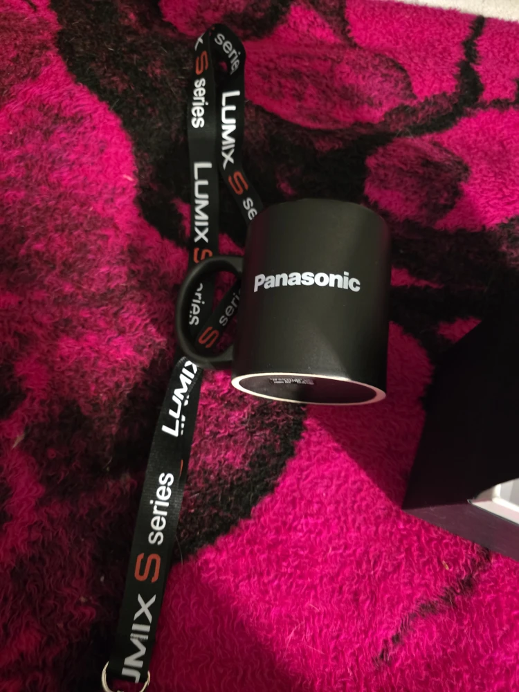 Panasonic Lumix S Series Mug & Lanyard - photo 2