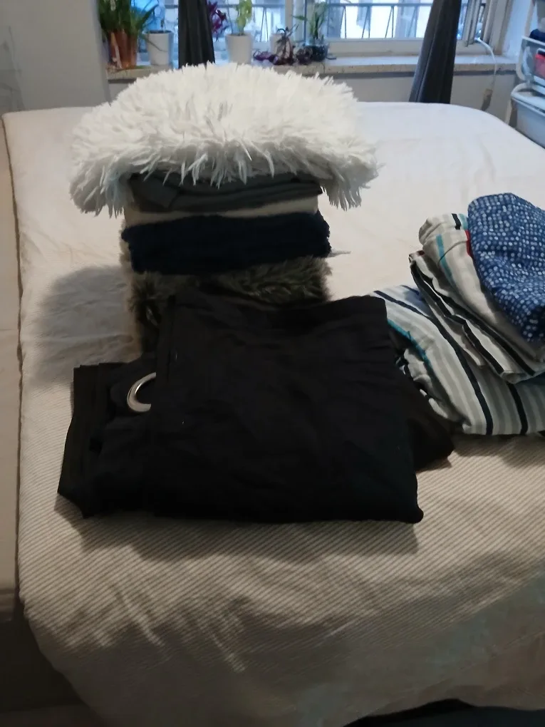 Free Cushion Covers image indicator(2)