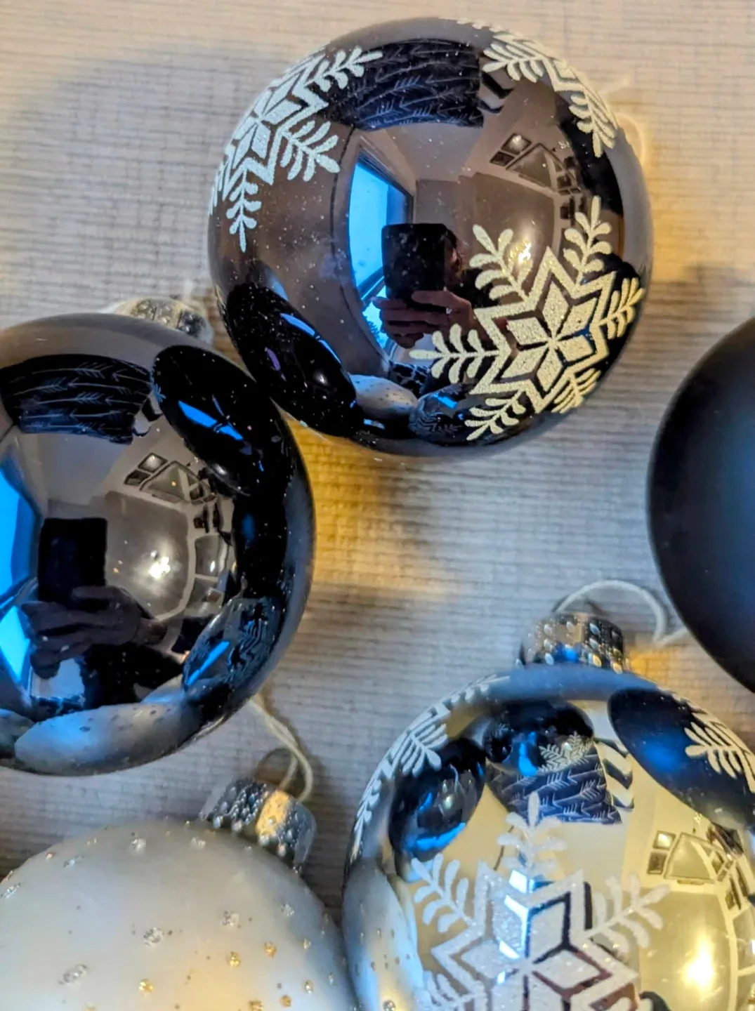 Christmas Ornaments - Silver, Blue, White image indicator(5)