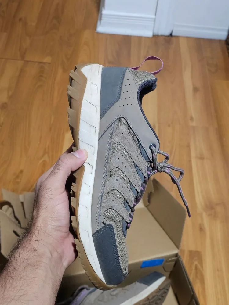 Columbia Women's Trailstorm Waterproof Hiking Shoes - Size 9 image indicator(3)