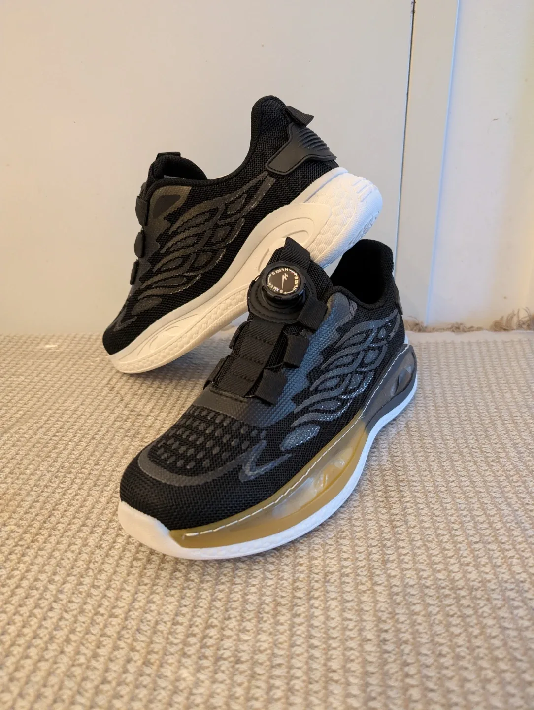 Brand New Black Twist-Lock Athletic Shoes for Men- size 9