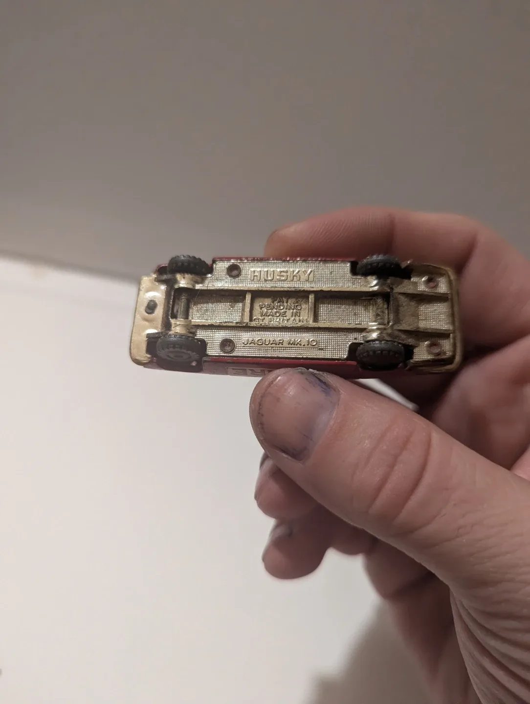 Vintage Husky Jaguar MK.10 Diecast Car image indicator(2)