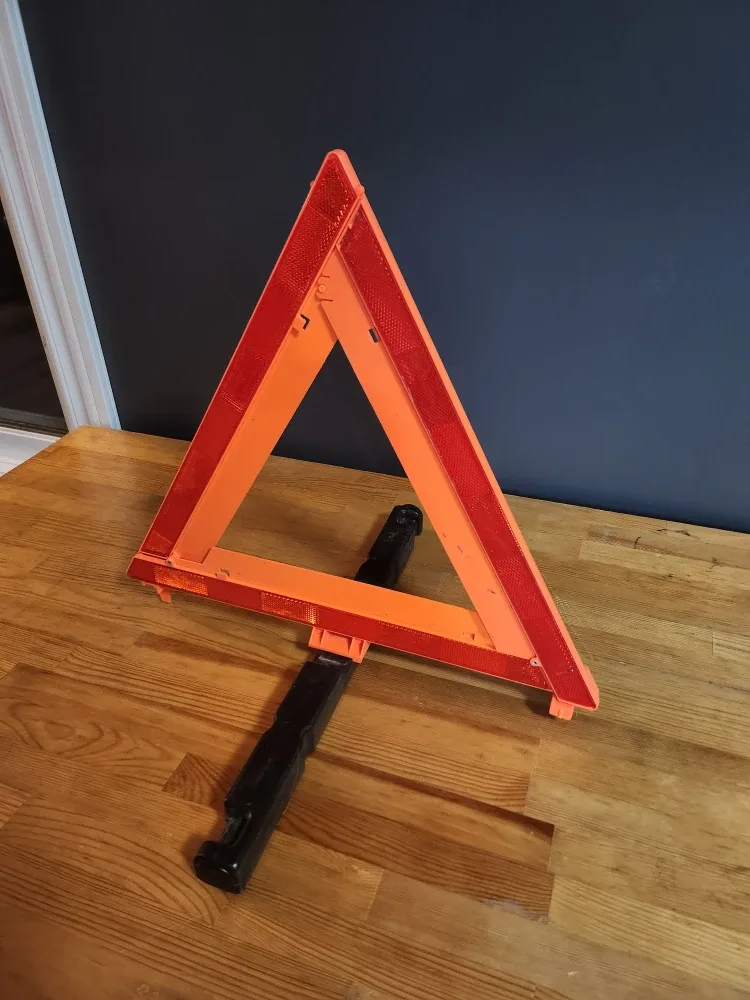 Emergency Warning Triangle Pylon