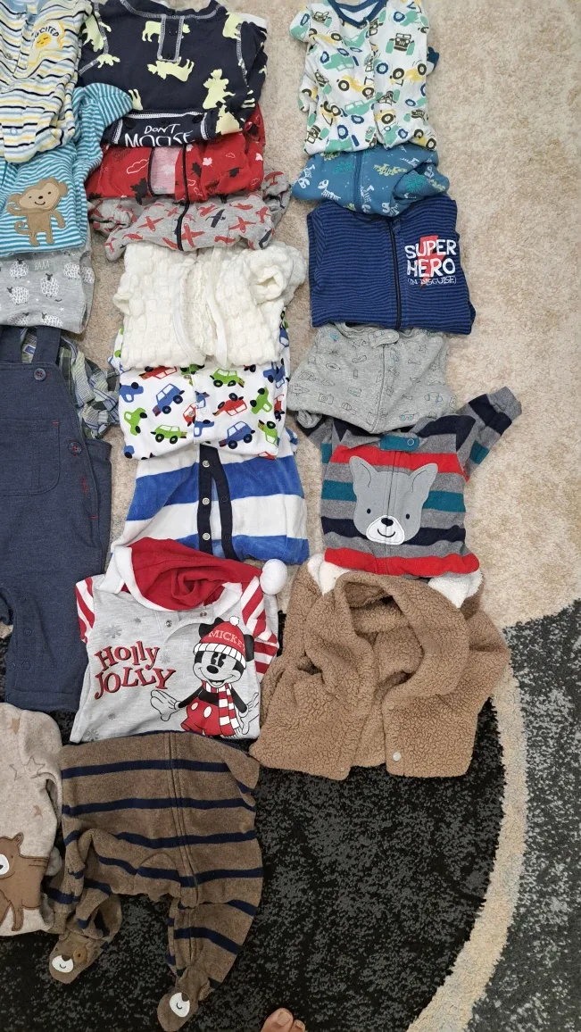 Mixed Baby Clothes Bundle - Various Brands & Sizes image indicator(2)