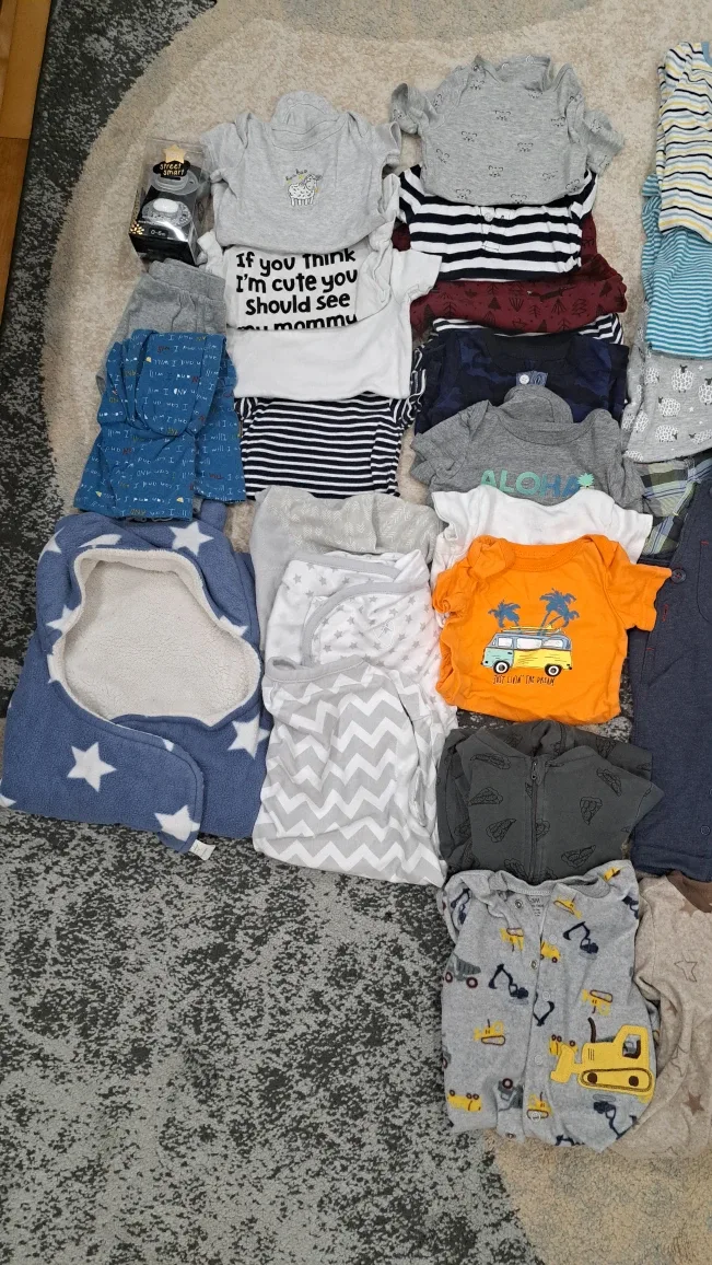 Mixed Baby Clothes Bundle - Various Brands & Sizes image indicator(3)